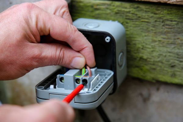 Electrical Socket Wiring